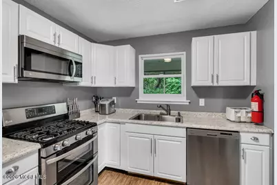 141 Seaview Avenue, Brick, NJ 08723 - Photo 13