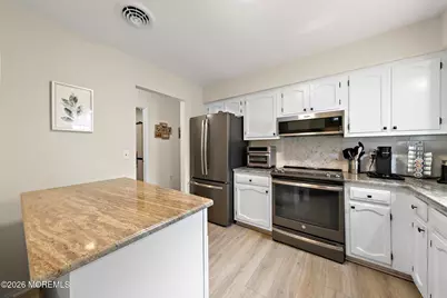 27B Birchwood Drive #50, Whiting, NJ 08759 - Photo 9