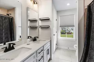 7 Patriot St, Farmingdale, NJ 07727 - Photo 27