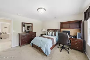 13 Bloomfield Rd, Manalapan Township, NJ 07726 - Photo 39