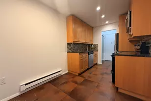 160 Cross Slope Ct, Manalapan Township, NJ 07726 - Photo 5