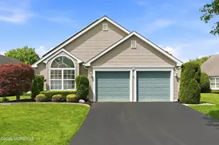 25 Ivy Hill Rd, Lakewood, NJ 08701 - Photo 1