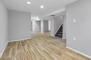 34 Liberty St, Freehold, NJ 07728 - Photo 25