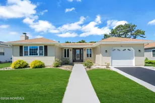 51 Trent Dr, Toms River Township, NJ 08757 - Photo 1