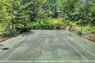 427 Fawns Run, Morganville, NJ 07751 - Photo 15