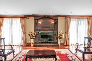 427 Fawns Run, Morganville, NJ 07751 - Photo 27