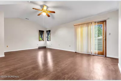 1112 Larchmont Street, Toms River Township, NJ 08757 - Photo 9