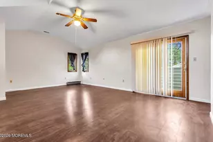 1112 Larchmont St, Toms River Township, NJ 08757 - Photo 9