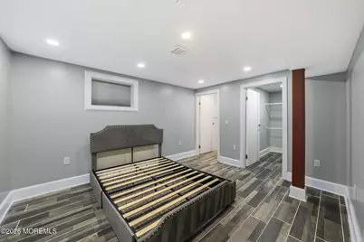 245 Jewett Avenue, Jersey City, NJ 07304 - Photo 17