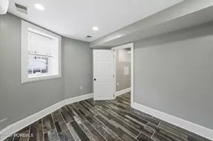 245 Jewett Ave, Jersey City, NJ 07304 - Photo 23