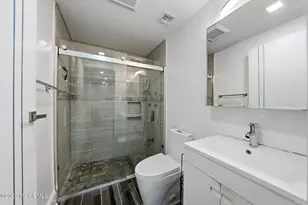 245 Jewett Ave, Jersey City, NJ 07304 - Photo 19