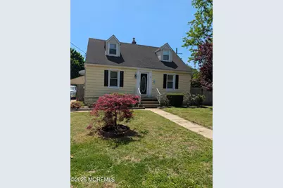 54 Clinton Avenue, Eatontown, NJ 07724 - Photo 1