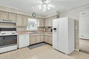 816 Sixth Ave, Toms River Township, NJ 08757 - Photo 9