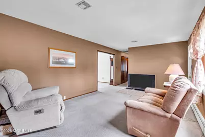 816 6th Avenue, Toms River Township, NJ 08757 - Photo 5