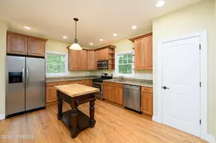 20 Mountain St, Highlands, NJ 07732 - Photo 9