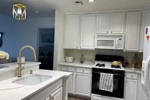 358 Rector St, Perth Amboy, NJ 08862 - Photo 3