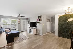 65 Briarwood Ct, Howell Township, NJ 07731 - Photo 7
