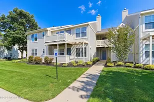 65 Briarwood Ct, Howell Township, NJ 07731 - Photo 1