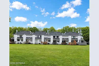84 Chestnut Way, Manalapan Township, NJ 07726 - Photo 17