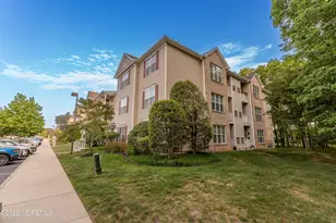 636 Sophee Ln, Lakewood, NJ 08701 - Photo 23