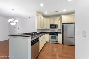 636 Sophee Ln, Lakewood, NJ 08701 - Photo 13