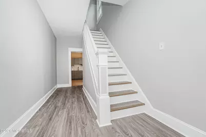 105 Louis Street, New Brunswick, NJ 08901 - Photo 3
