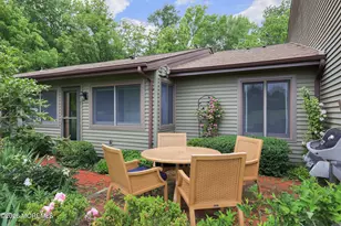 33 Andover Ct, Red Bank, NJ 07701 - Photo 7