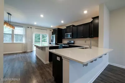 107 Melanie Way #504, Manahawkin, NJ 08050 - Photo 13