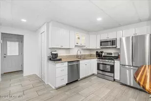 530 Bradley Blvd, Toms River Township, NJ 08753 - Photo 9