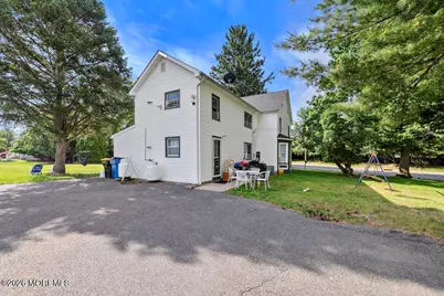 472 Buckelew Avenue, Monroe Township, NJ 08831 - Photo 37