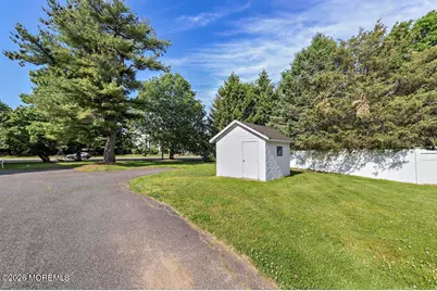 472 Buckelew Avenue, Monroe Township, NJ 08831 - Photo 35