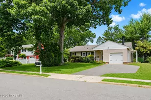 90 Oak Hill Dr, Toms River Township, NJ 08753 - Photo 1