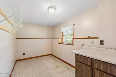 3 Willis Street, Marlboro Township, NJ 07746 - Photo 25