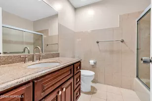 212 Sunshine Ct, Sayreville, NJ 08859 - Photo 17