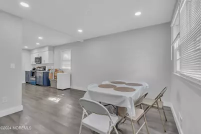 1038 Hearthstone Drive, Lakewood, NJ 08701 - Photo 9