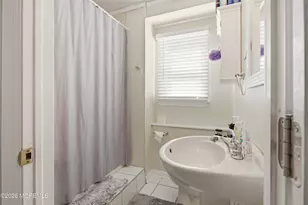 111 Oak Ridge Pkwy, Toms River Township, NJ 08755 - Photo 31
