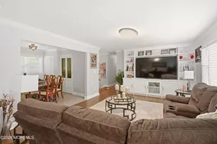 111 Oak Ridge Pkwy, Toms River Township, NJ 08755 - Photo 9