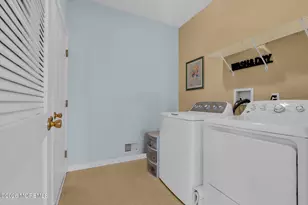105 Mesa Verde Ln, Howell Township, NJ 07731 - Photo 35