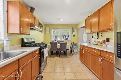 525 Jackson Avenue, Brick, NJ 08723 - Photo 15