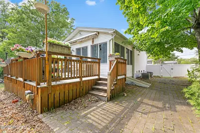 9 Marc Street, Hazlet Township, NJ 07730 - Photo 41