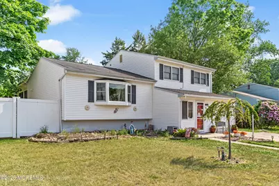 9 Marc Street, Hazlet Township, NJ 07730 - Photo 3