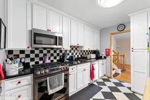 9 Marc St, Hazlet Township, NJ 07730 - Photo 17