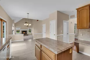19 Outlook Ln, Freehold, NJ 07728 - Photo 17