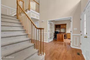 19 Outlook Ln, Freehold, NJ 07728 - Photo 7