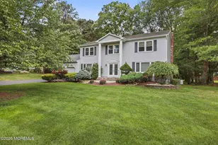 42 Saupe Dr, Manalapan Township, NJ 07726 - Photo 1