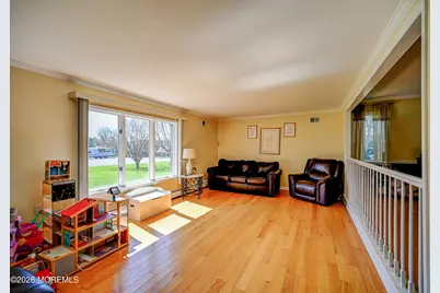 23 Red Hawk Road S, Colts Neck Township, NJ 07722 - Photo 5