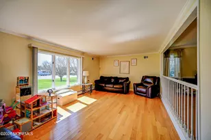 23 Red Hawk Rd S, Colts Neck Township, NJ 07722 - Photo 5