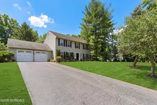 565 Buttonwood Dr, Jackson, NJ 08527 - Photo 3