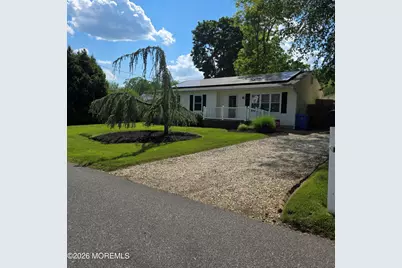 172 Bosun Avenue, Manahawkin, NJ 08050 - Photo 1