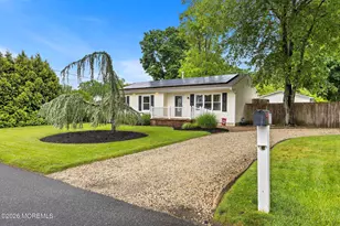 172 Bosun Ave, Manahawkin, NJ 08050 - Photo 1